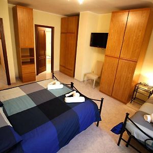 Private Bathroom Triple Room